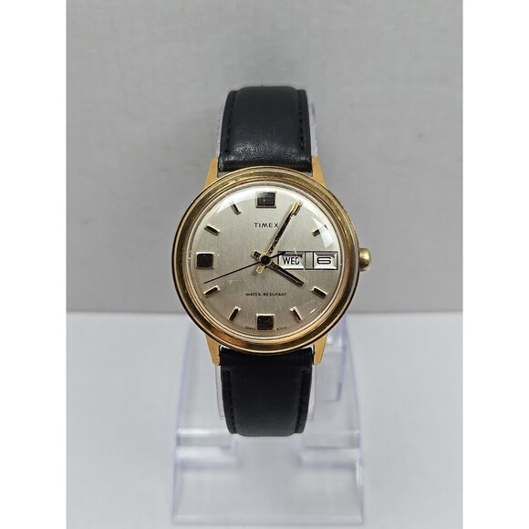 Vintage Timex Marlin Day Date Manual Wind Gold Tone 1975 35mm M27 Runs 26830 - Picture 1 of 13